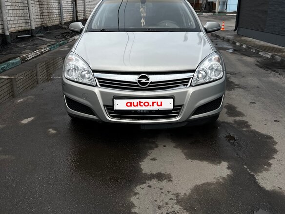 2008 Opel Astra H Рестайлинг, серебристый, 530000 рублей - вид 2
