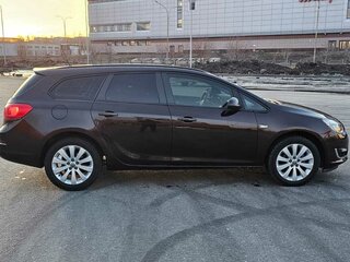 2013 Opel Astra J Рестайлинг, коричневый, 845000 рублей, вид 3