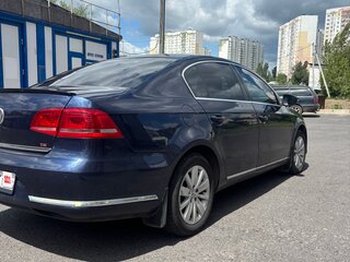 2011 Volkswagen Passat B7, синий, 880000 рублей, вид 2