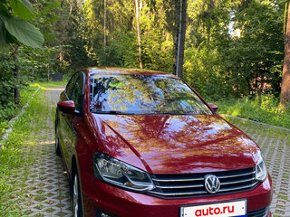 2019 Volkswagen Polo V Рестайлинг, красный, 1450000 рублей, вид 2