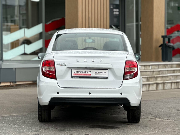 2024 Lada (ВАЗ) Granta I Рестайлинг, белый, 1019000 рублей - вид 6
