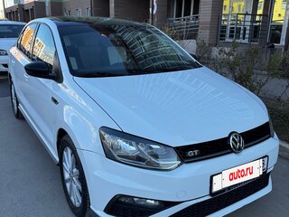 2017 Volkswagen Polo V Рестайлинг, белый, 750000 рублей, вид 2