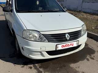 2013 Renault Logan I Рестайлинг, белый, 180000 рублей, вид 3