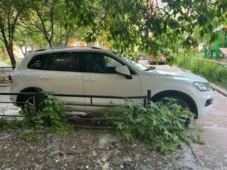 2012 Volkswagen Touareg II, белый, 2250000 рублей, вид 2