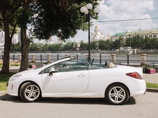 2010 Peugeot 308 I, белый, 1100000 рублей, вид 1