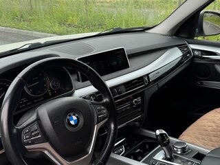 2017 BMW X5 25d III (F15), белый, 3750000 рублей, вид 5
