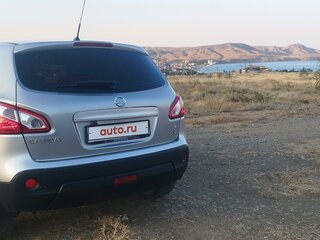 2010 Nissan Qashqai I Рестайлинг, серебристый, 750000 рублей, вид 3