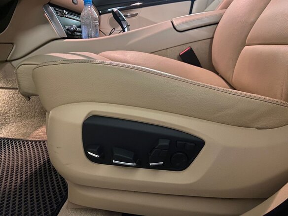 2013 BMW 5 серии Gran Turismo 535i xDrive VI (F10/F11/F07) Рестайлинг, чёрный, 2700000 рублей - вид 8