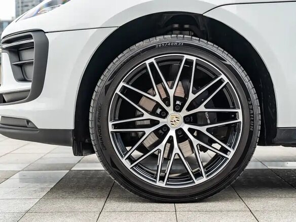 2023 Porsche Macan I Рестайлинг 2, белый, 5940000 рублей - вид 9