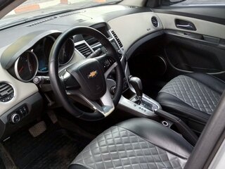 2011 Chevrolet Cruze I, серебристый, 615000 рублей, вид 5
