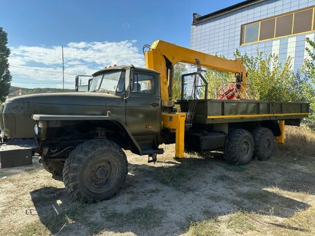 2007 Урал 4320, зелёный, 5300000 рублей, вид 2