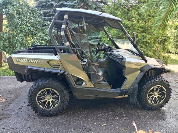 2011 BRP Can-Am Commander 1000, серый, 900000 рублей - вид 5