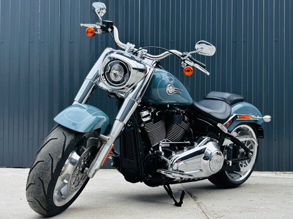 2024 Harley-Davidson Fat Boy, голубой, 3500000 рублей - вид 6