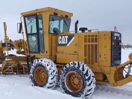 2011 Caterpillar 140, жёлтый, 7550000 рублей, вид 3