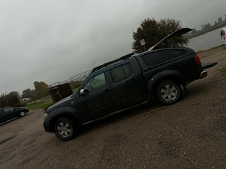 2007 Nissan Navara (Frontier) III (D40), серый, 670000 рублей, вид 3