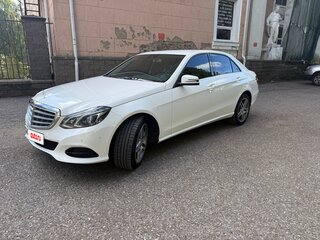 2014 Mercedes-Benz E-Класс 200 IV (W212, S212, C207) Рестайлинг, белый, 2200000 рублей, вид 1