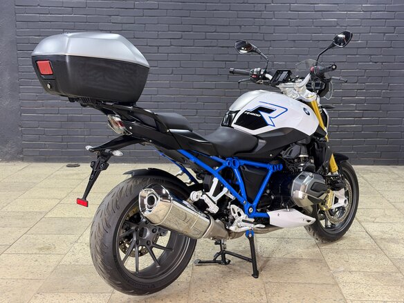 2016 BMW R 1200 R, белый, 815000 рублей - вид 4