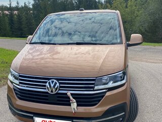 2021 Volkswagen Caravelle T6 Рестайлинг, золотистый, 5950000 рублей, вид 1