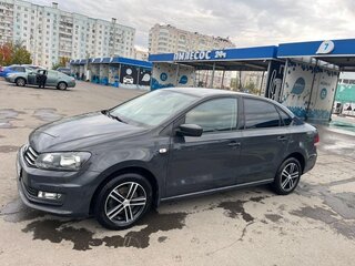 2016 Volkswagen Polo V Рестайлинг, серый, 1250000 рублей, вид 4