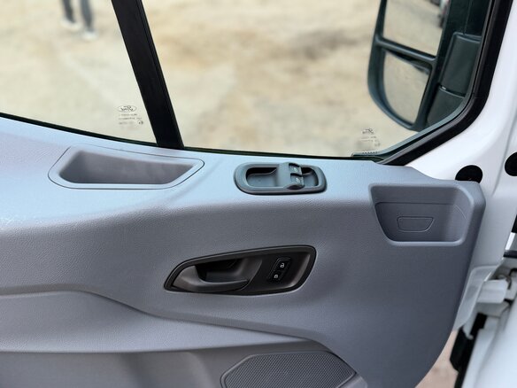 2017 Ford Transit, белый, 2400000 рублей - вид 11