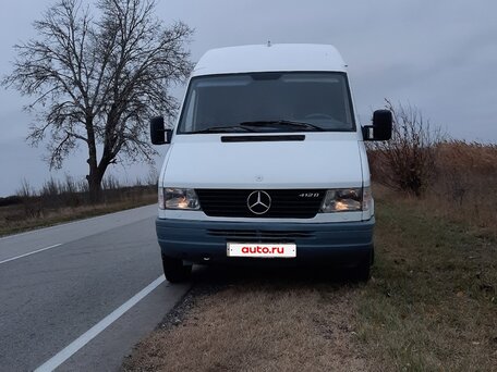 1997 Mercedes-Benz 408D, белый, 1550000 рублей, вид 2