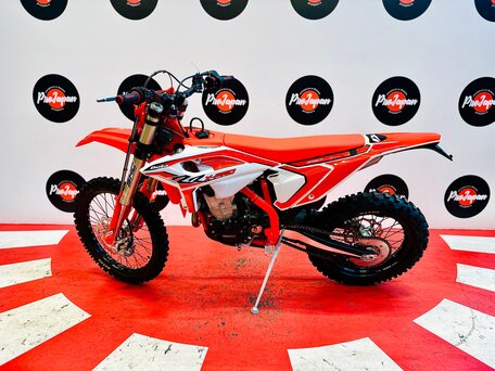 2025 Beta RR 4T 350/390/430/480 RC, красный, 750000 рублей, вид 4