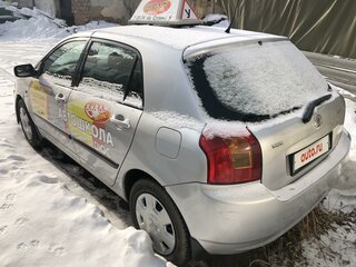 2003 Toyota Corolla IX (E120, E130), серебристый, 450000 рублей, вид 5