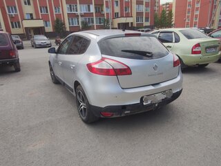 2010 Renault Megane III, серебристый, 535000 рублей, вид 3