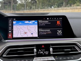 2019 BMW X5 30d IV (G05/G18), белый, 6000000 рублей, вид 4