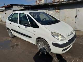 2008 Citroen Xsara Picasso, белый, 280000 рублей, вид 1