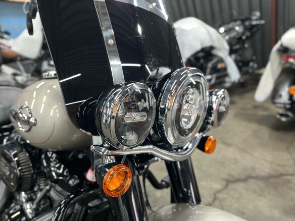 2018 Harley-Davidson Heritage, бежевый, 1490000 рублей - вид 9