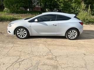 2014 Opel Astra GTC J Рестайлинг, белый, 900000 рублей, вид 5