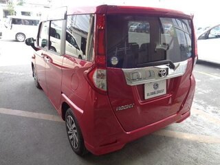 2021 Toyota Roomy I Рестайлинг, пурпурный, 900000 рублей, вид 3