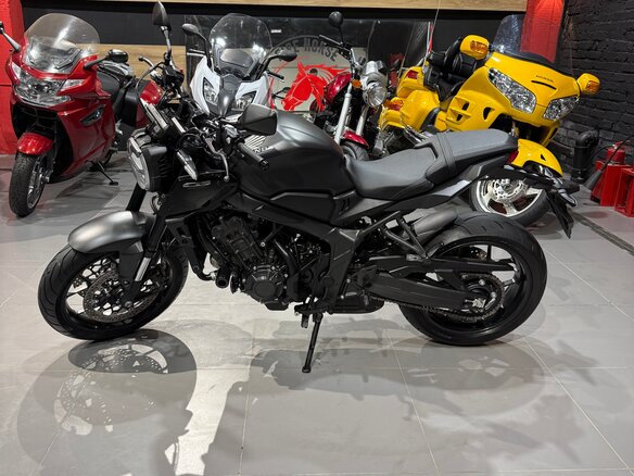 2023 Honda CB 650R, чёрный, 785000 рублей - вид 15