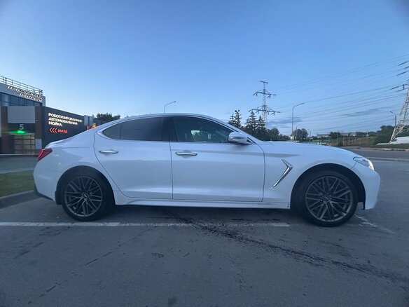 2018 Genesis G70 I, белый, 2450000 рублей - вид 3