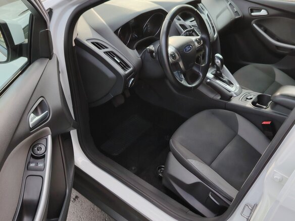 2013 Ford Focus III, белый, 800000 рублей - вид 13