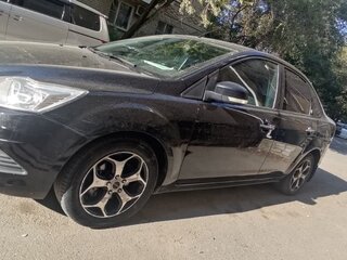 2008 Ford Focus II Рестайлинг, чёрный, 700000 рублей, вид 5