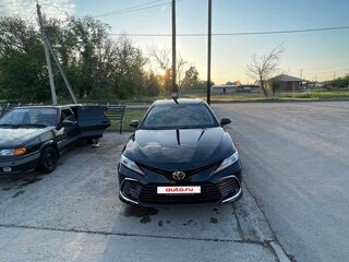 2018 Toyota Camry VIII (XV70), чёрный, 3200000 рублей, вид 3