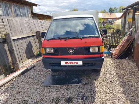 1998 Toyota LiteAce, красный, 370000 рублей, вид 1