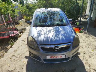 2007 Opel Zafira B, серебристый, 580000 рублей, вид 1