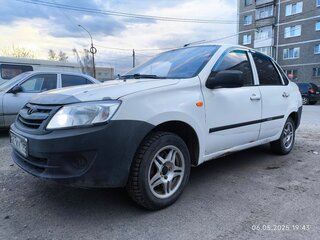 2013 Lada (ВАЗ) Granta I, белый, 170000 рублей, вид 1