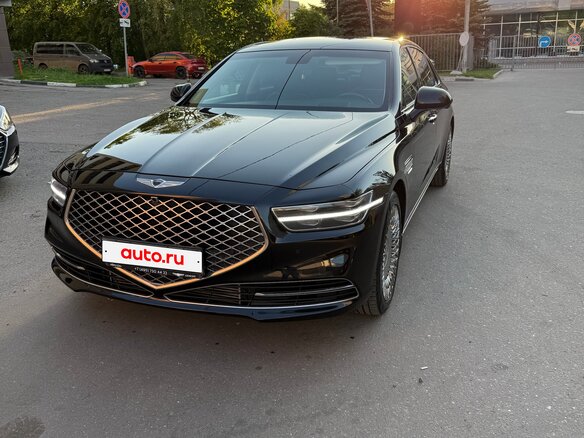 2021 Genesis G90 I Рестайлинг, чёрный, 4150000 рублей - вид 1