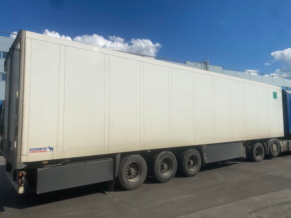 2005 Schmitz Cargobull SKO, белый, 3200000 рублей - вид 1