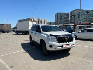 2016 Toyota Land Cruiser Prado 150 Series Рестайлинг 1, белый, 3950000 рублей, вид 2