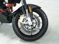 2019 Aprilia SL 900 Shiver, серебристый - вид 7