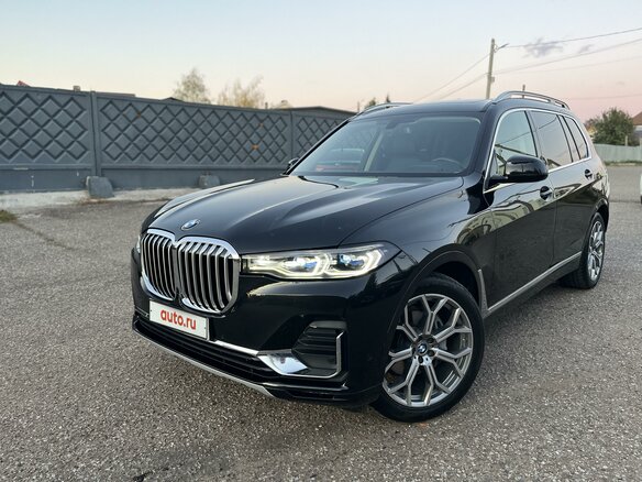 2020 BMW X7 40i I (G07), чёрный, 8500000 рублей