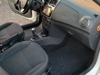 2016 Renault Sandero II, белый, 960000 рублей, вид 4