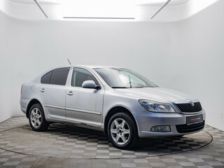 2011 Skoda Octavia II (A5) Рестайлинг, серебристый, 454000 рублей, вид 3