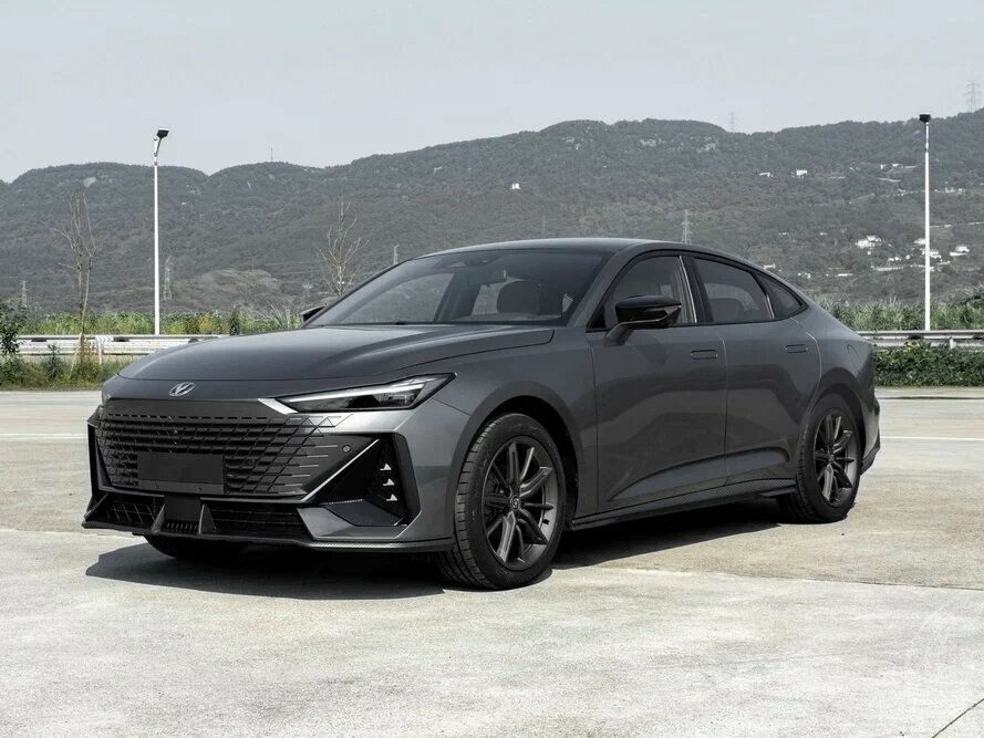 Открыть фотографии: Changan UNI-V I