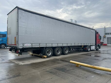 2018 Schmitz Cargobull 9084, серый, 2200000 рублей, вид 2